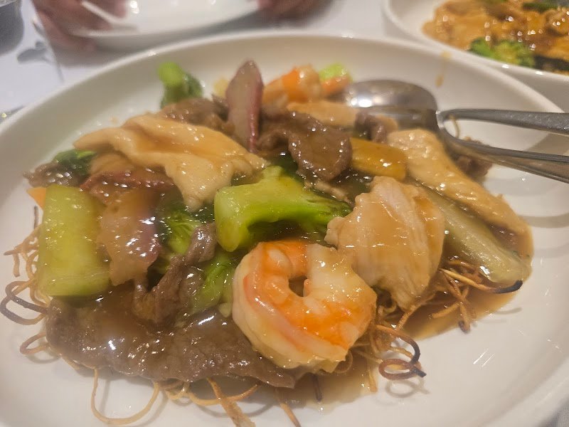 Me Wah Restaurant photo 7