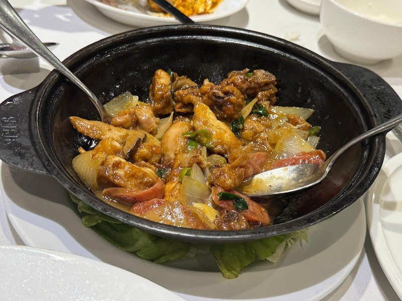 Me Wah Restaurant photo 4